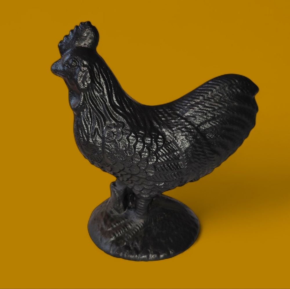 Country Inspired Solid Cast Iron Decorative Rooster Door Stop Figurine